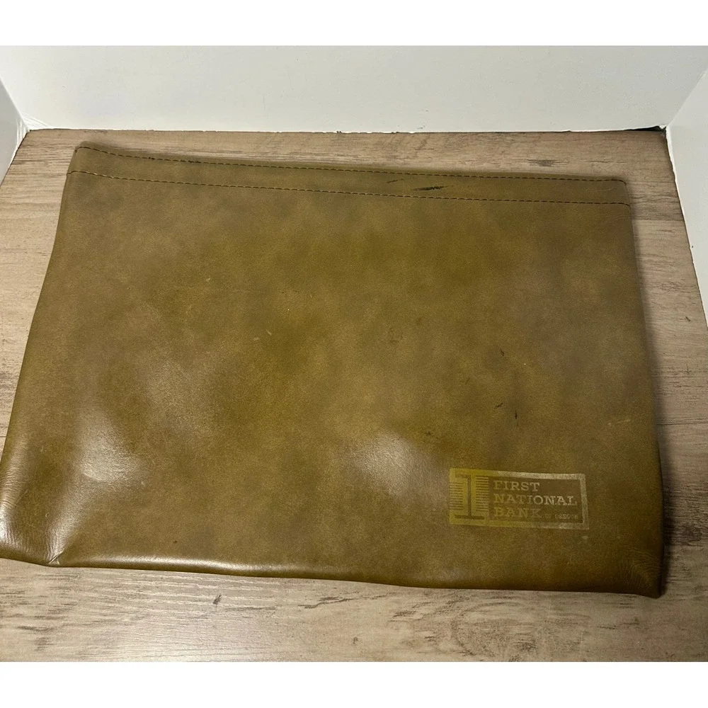First National Bank of Oregon Vintage Leather Hinged Pouch Clutch Organizer